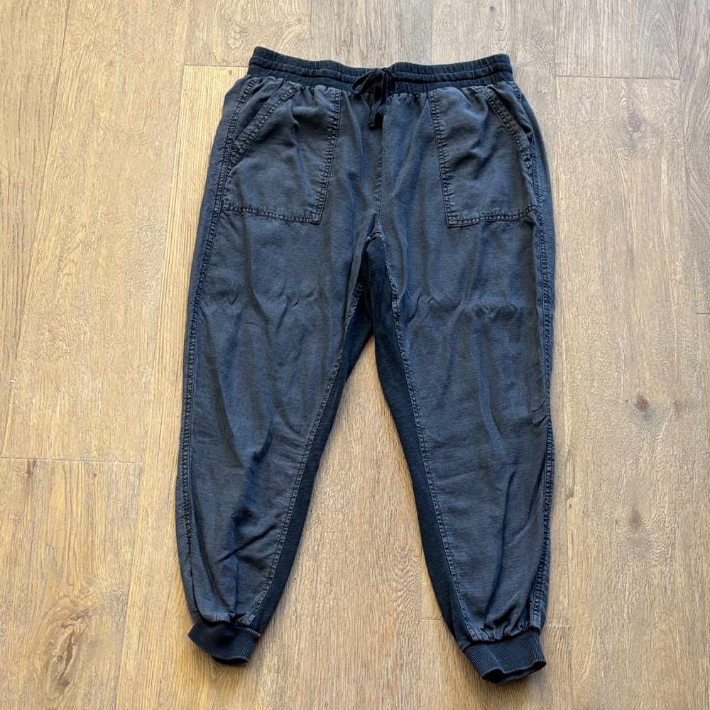 Splendid Gray Joggers